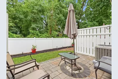 4 Derby St, East Orange, NJ 07018 - Photo 21