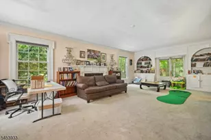 231 Exeter Wy, Hillside, NJ 07205 - Photo 7