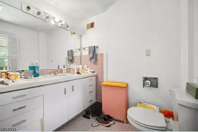 231 Exeter Way, Hillside, NJ 07205 - Photo 37