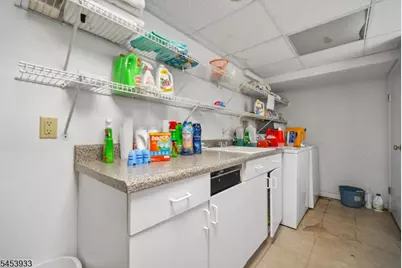 231 Exeter Way, Hillside, NJ 07205 - Photo 21