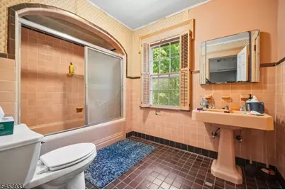 231 Exeter Way, Hillside, NJ 07205 - Photo 27
