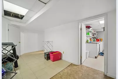 231 Exeter Way, Hillside, NJ 07205 - Photo 19