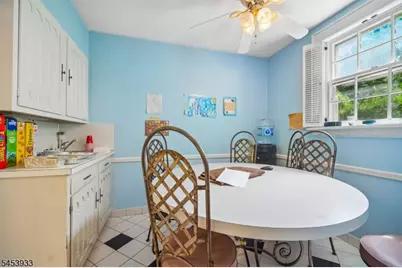 231 Exeter Way, Hillside, NJ 07205 - Photo 11