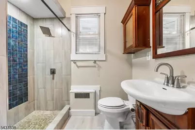 328 Springdale Ave, East Orange, NJ 07017 - Photo 31