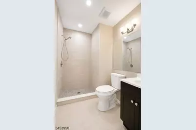 76 Boston St, Newark, NJ 07103 - Photo 11