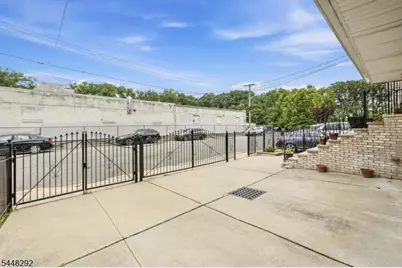 149 Bellair Pl, Newark, NJ 07104 - Photo 23