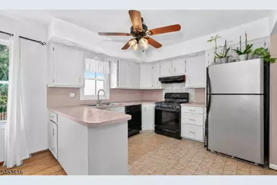 360 Congress St, Phillipsburg, NJ 08865 - Photo 5
