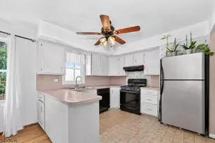 360 Congress St, Phillipsburg, NJ 08865 - Photo 5