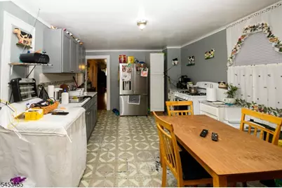 160 Mill St, Paterson, NJ 07501 - Photo 5