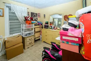 160 Mill St, Paterson, NJ 07501 - Photo 9