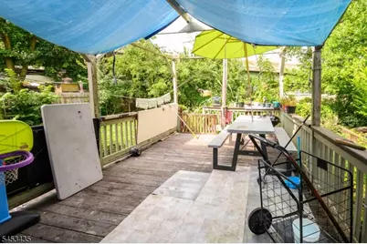 160 Mill St, Paterson, NJ 07501 - Photo 17