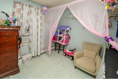160 Mill St, Paterson, NJ 07501 - Photo 11
