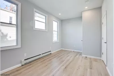 34 Millington Ave #1, Newark, NJ 07108 - Photo 5