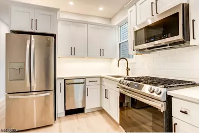 34 Millington Ave #1, Newark, NJ 07108 - Photo 9