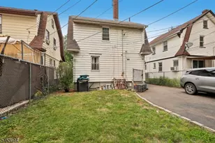 164 Freeman Ave, East Orange, NJ 07018 - Photo 31