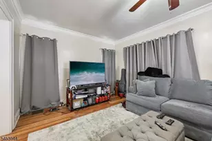164 Freeman Ave, East Orange, NJ 07018 - Photo 7