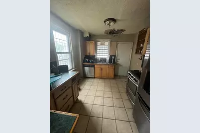 872 Lyons Ave, Irvington, NJ 07111 - Photo 5