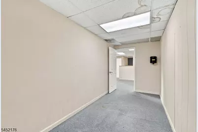 636 Easton Ave, Franklin Township, NJ 08873 - Photo 21