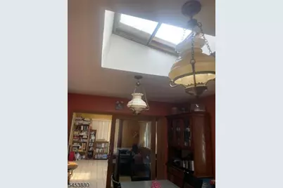 84 E Laurel St, Woodbridge Township, NJ 07064 - Photo 5