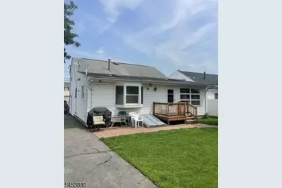 84 E Laurel St, Woodbridge Township, NJ 07064 - Photo 7
