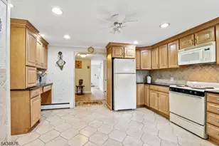 18 Patterson St, Harrison, NJ 07029 - Photo 19