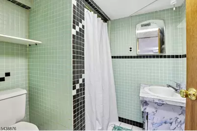 18 Patterson St, Harrison, NJ 07029 - Photo 39