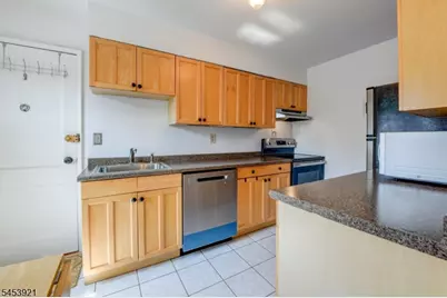 51B Troy Drive, Springfield, NJ 07081 - Photo 7