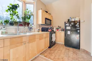 36 Burnet St Unit, Maplewood, NJ 07040 - Photo 9