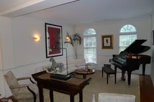64 Ramapo Dr, Bernards Township, NJ 07920 - Photo 3