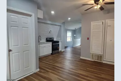 9 William St, Clifton, NJ 07014 - Photo 3