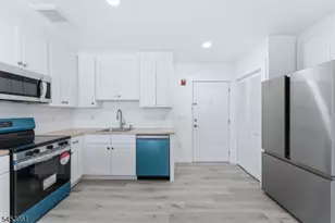 95 Shepherds Ln, Totowa, NJ 07512 - Photo 5