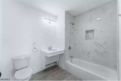 95 Shepherds Ln #301B, Totowa, NJ 07512 - Photo 3