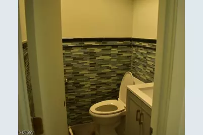 365 River Dr, Garfield, NJ 07026 - Photo 9