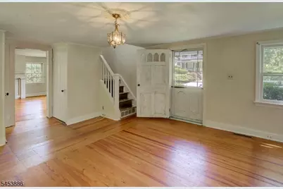 17 Willow Avenue, Peapack Gladstone Boro, NJ 07977 - Photo 11