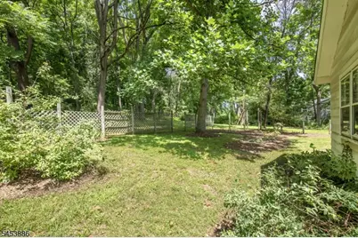 17 Willow Avenue, Peapack Gladstone Boro, NJ 07977 - Photo 7