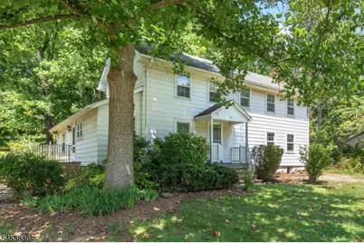 17 Willow Avenue, Peapack Gladstone Boro, NJ 07977 - Photo 1