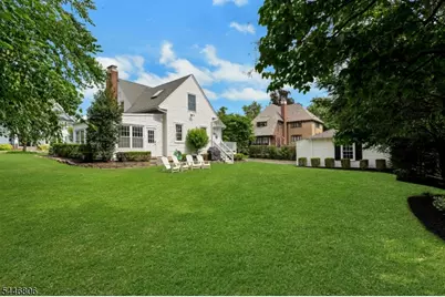 35 Hamilton Rd, Morristown, NJ 07960 - Photo 5