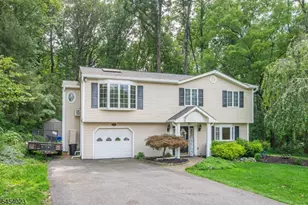 42 Scenic Dr, Green Township, NJ 07821 - Photo 3