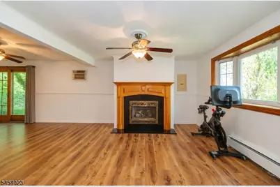 42 Scenic Dr, Green Township, NJ 07821 - Photo 5