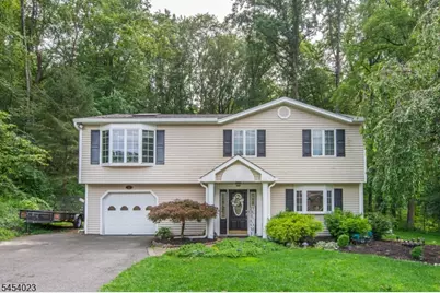 42 Scenic Dr, Green Township, NJ 07821 - Photo 1