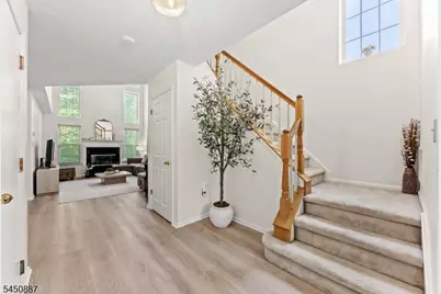 50 Washington Ct, Montville Township, NJ 07082 - Photo 3