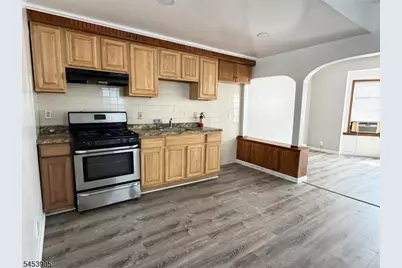 20 Highland Ave, Newark, NJ 07104 - Photo 5