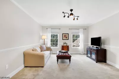 41 Wellington Dr, Washington Township, NJ 07853 - Photo 33