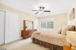 41 Wellington Dr, Washington Township, NJ 07853 - Photo 29
