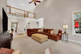 41 Wellington Dr, Washington Township, NJ 07853 - Photo 11