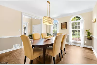 41 Wellington Dr, Washington Township, NJ 07853 - Photo 23