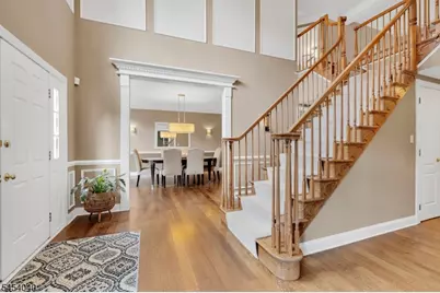 41 Wellington Dr, Washington Township, NJ 07853 - Photo 5