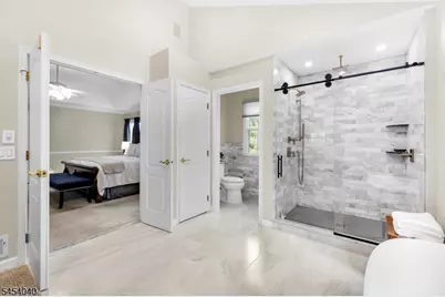 41 Wellington Dr, Washington Township, NJ 07853 - Photo 37