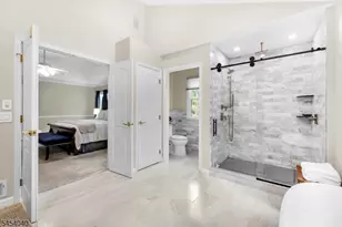 41 Wellington Dr, Washington Township, NJ 07853 - Photo 37