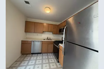 468 Great Beds Ct #468, Perth Amboy, NJ 08861 - Photo 11